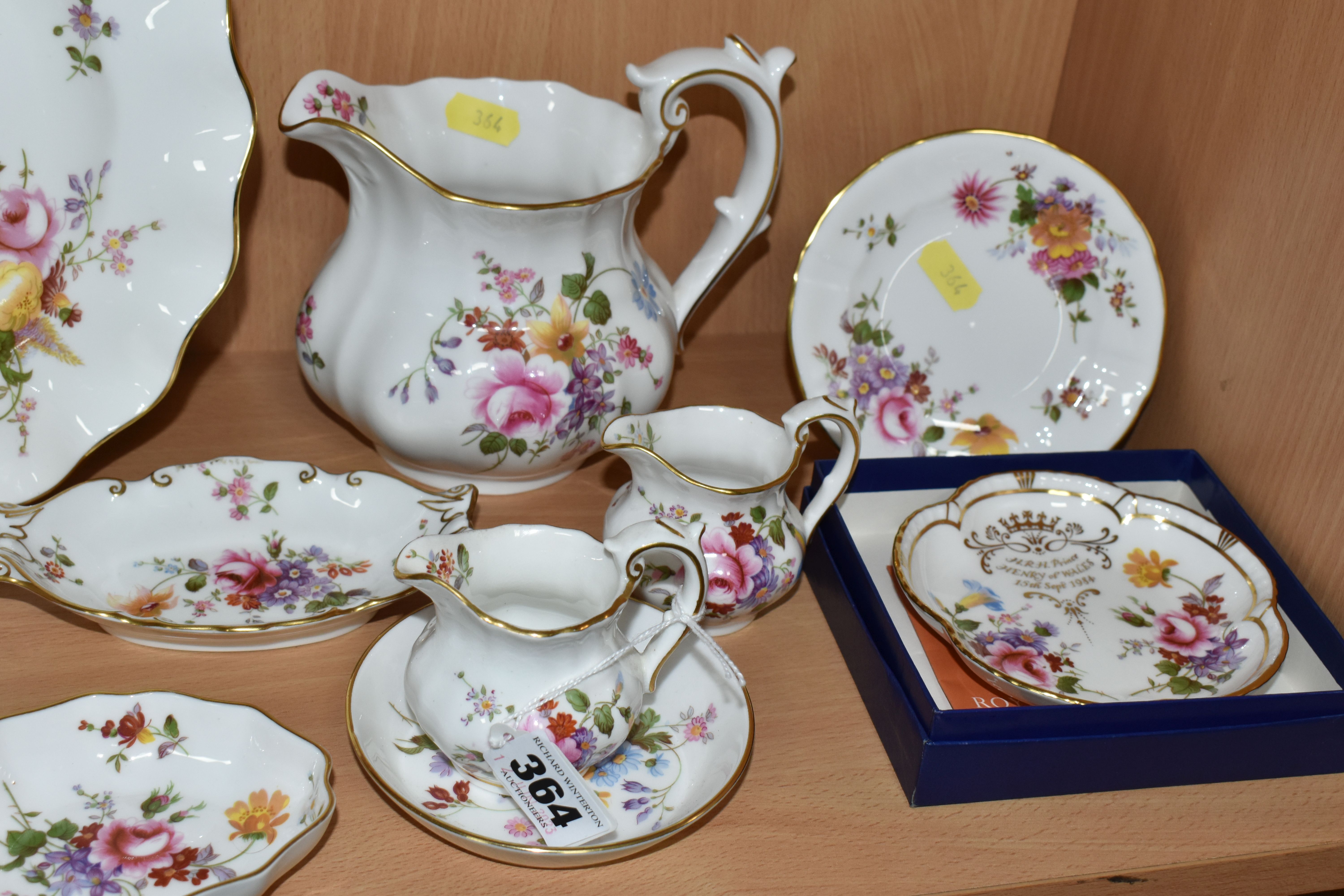 A GROUP OF ROYAL CROWN DERBY 'DERBY POSIES' PATTERN GIFTWARE, comprising three boxed pin dishes - Image 2 of 8