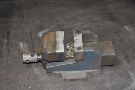 A RECORD No644 MACHINE VICE with 4in jaws (condition two lugs broken off see pics)