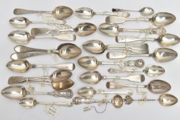 A BAG OF ASSORTED 19TH AND 20TH CENTURY SCOTTISH SILVER TEASPOONS AND CONDIMENT SPOONS ASSAYED IN