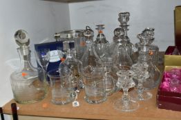 A GROUP OF CUT CRYSTAL AND OTHER GLASS WARES, to include a boxed pair of Royal Doulton 'Jasmine'