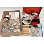 A BOX OF ASSORTED ITEMS, to include a black jewellery box, a small travel jewellery box, a boxed