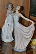 TWO LLADRO FIGURES, comprising 5050 'Dancer', height 30cm and 6777 'Butterfly Treasures', height