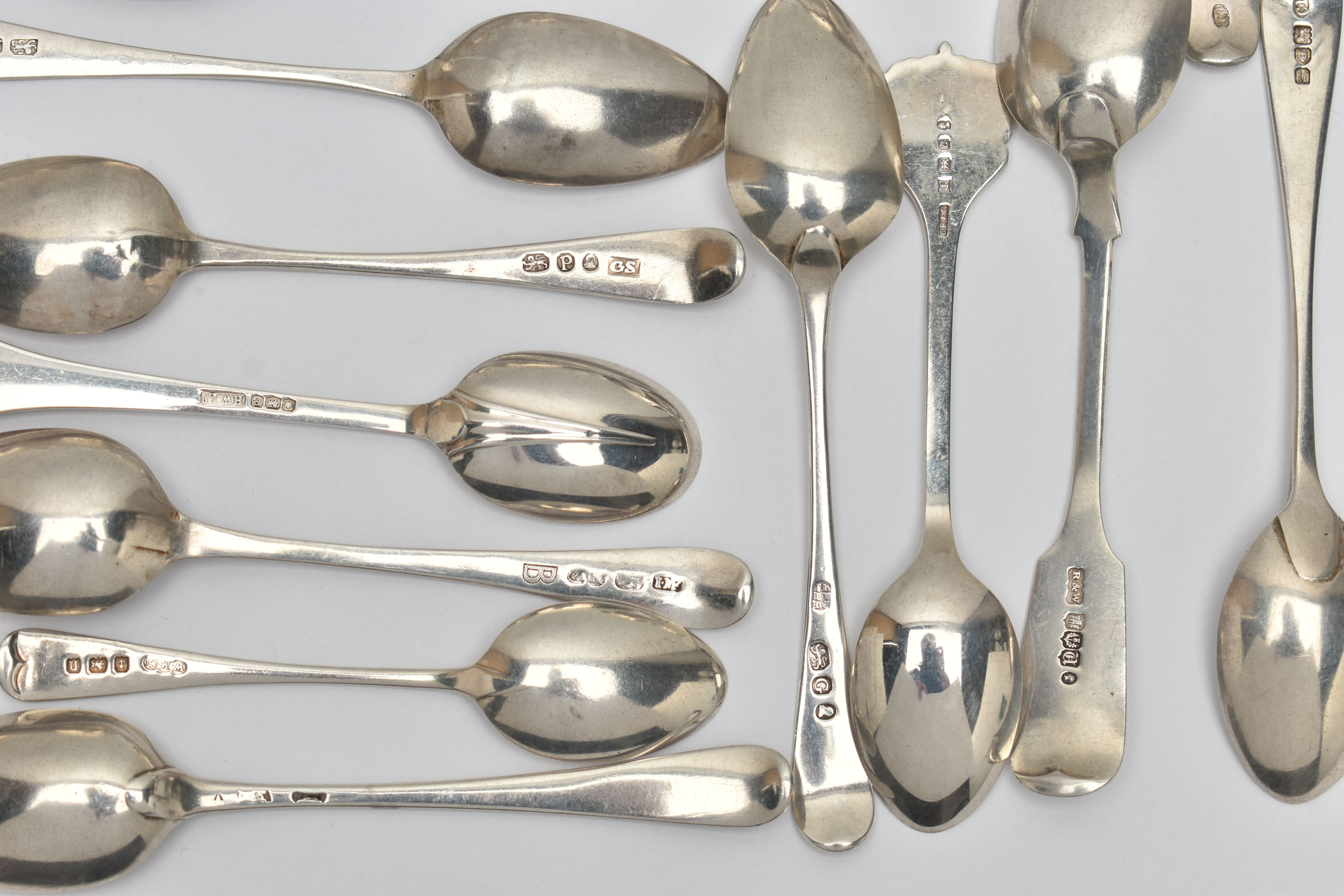 A BAG OF ASSORTED 18TH, 19TH AND 20TH CENTURY SILVER TEASPOONS AND A BUTTER KNIFE, various patterns, - Image 9 of 10