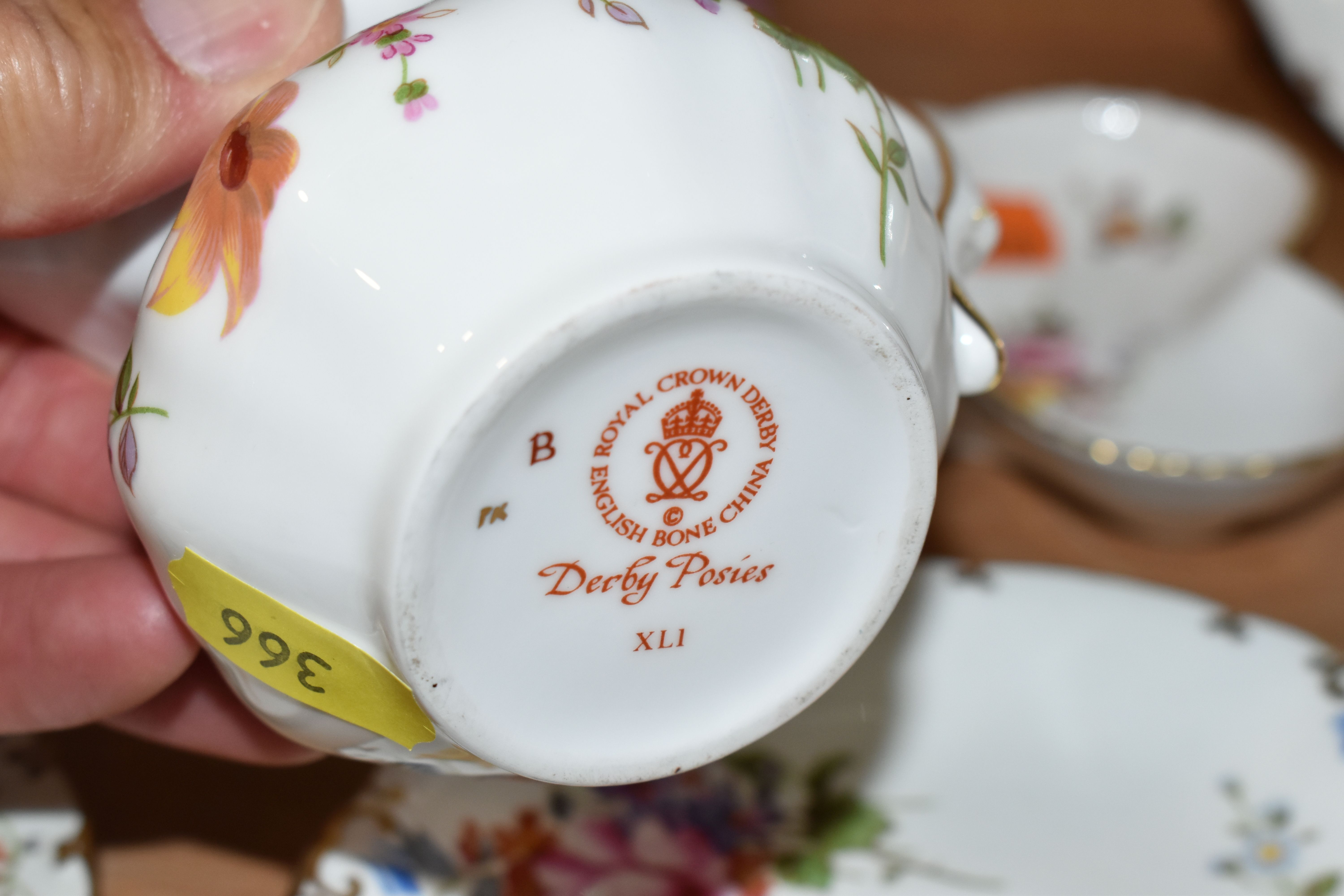 A COALPORT LADY 'PENELOPE', ELEVEN PIECES OF ROYAL CROWN DERBY 'DERBY POSIES' AND A WEDGWOOD BONE - Image 7 of 7