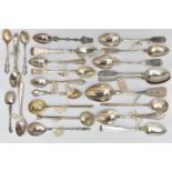 A BAG OF LATE 19TH AND 20TH CENTURY RUSSIAN SILVER AND WHITE METAL SPOONS, various patterns and