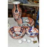 A GROUP OF ORIENTAL PORCELAIN, ETC, MOSTLY LATE 19TH CENTURY JAPANESE IMARI, comprising a pair of