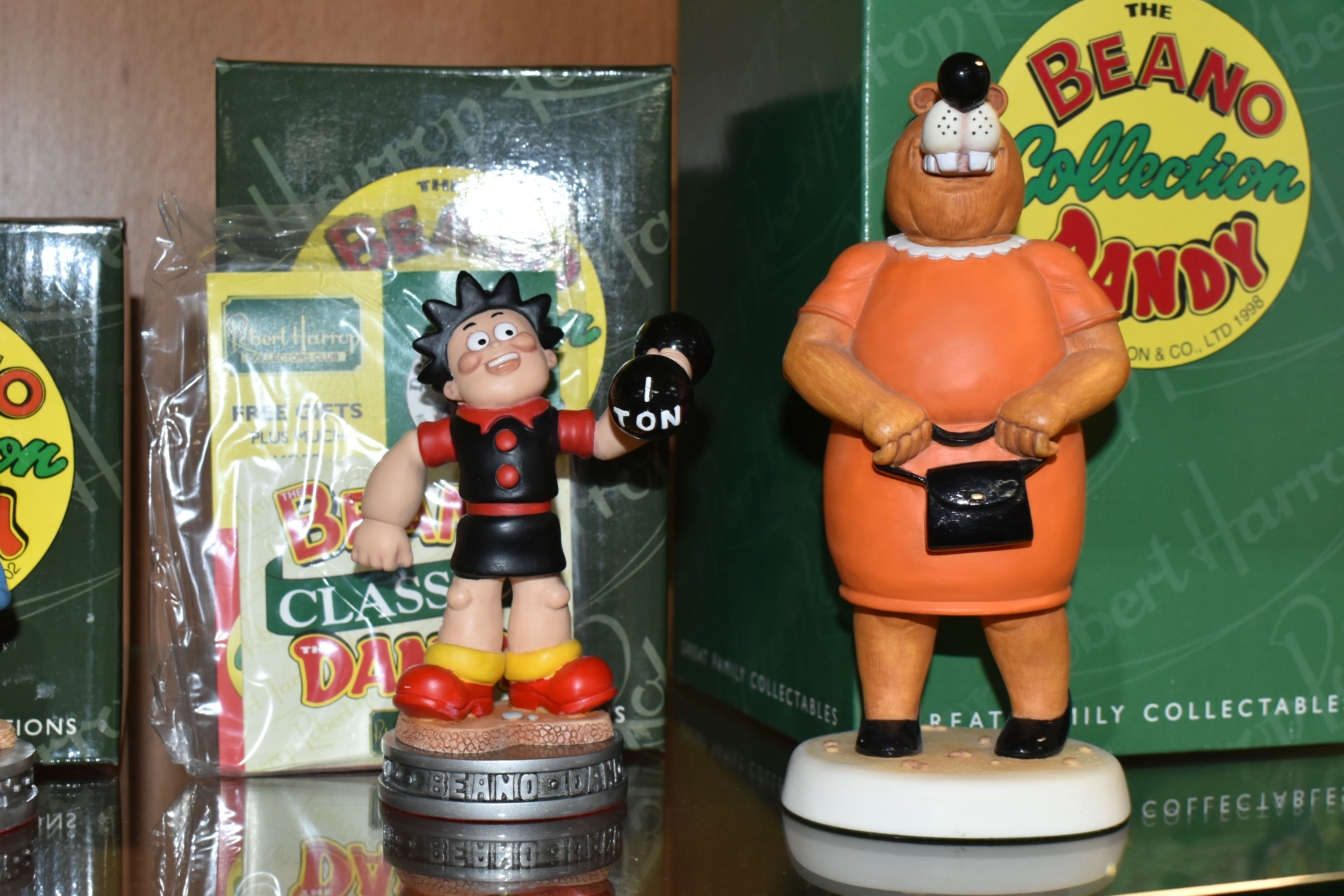 A GROUP OF ROBERT HARROP BOXED BEANO AND DANDY COLLECTION FIGURES, comprising BD21 'Pa Bear', - Image 2 of 5