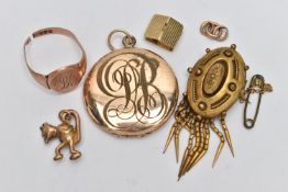 AN ASSORTMENT OF 9CT AND YELLOW METAL JEWELLERY, an AF rose gold signet ring with monogram