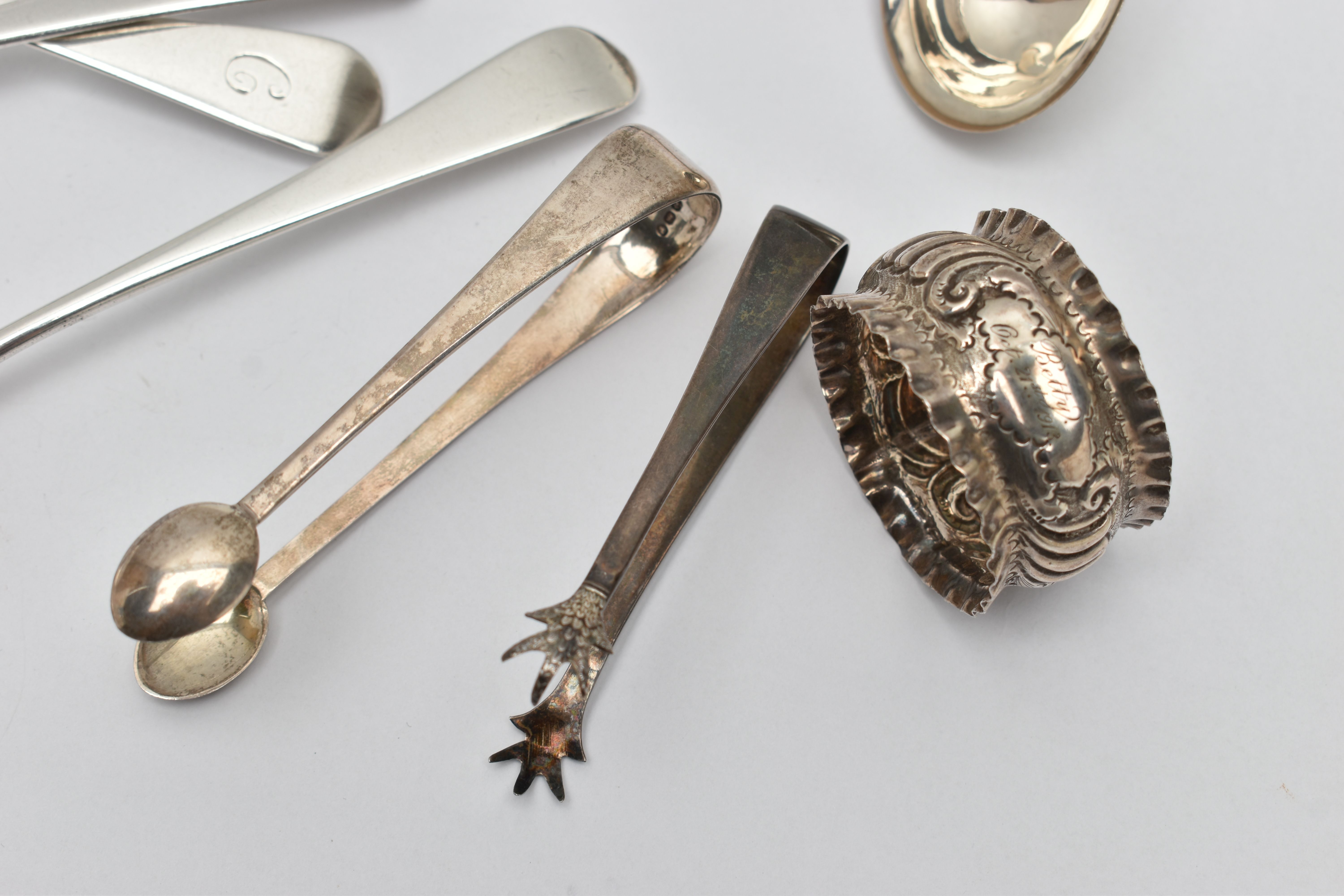 AN ASSORTMENT OF SILVER FLATWARE, to include a silver toddy ladle, hallmark rubbed London 1810, a - Image 2 of 5