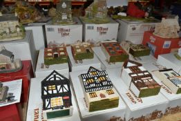 SEVENTEEN BOXED LILLIPUT LANE SCULPTURES, from various collections, comprising eight Street