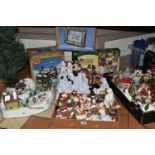 A SMALL QUANTITY OF CHRISTMAS DECORATIONS, to include an electronic winter scene with Christmas tree