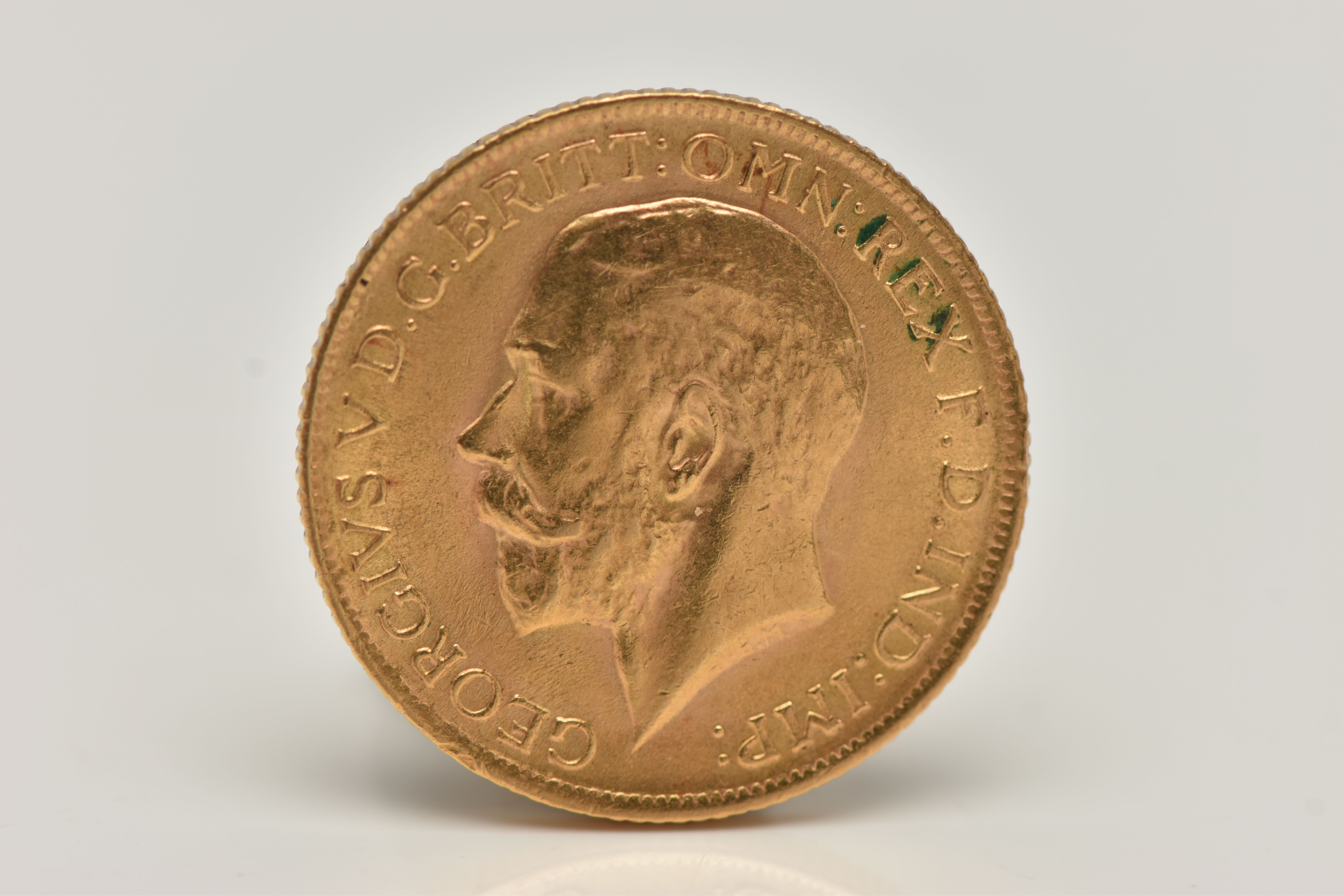 A FULL GOLD SOVEREIGN COIN GEORGE V 1914, 22ct, .916 fine, 22.05mm, 7.98 gram - Image 2 of 2