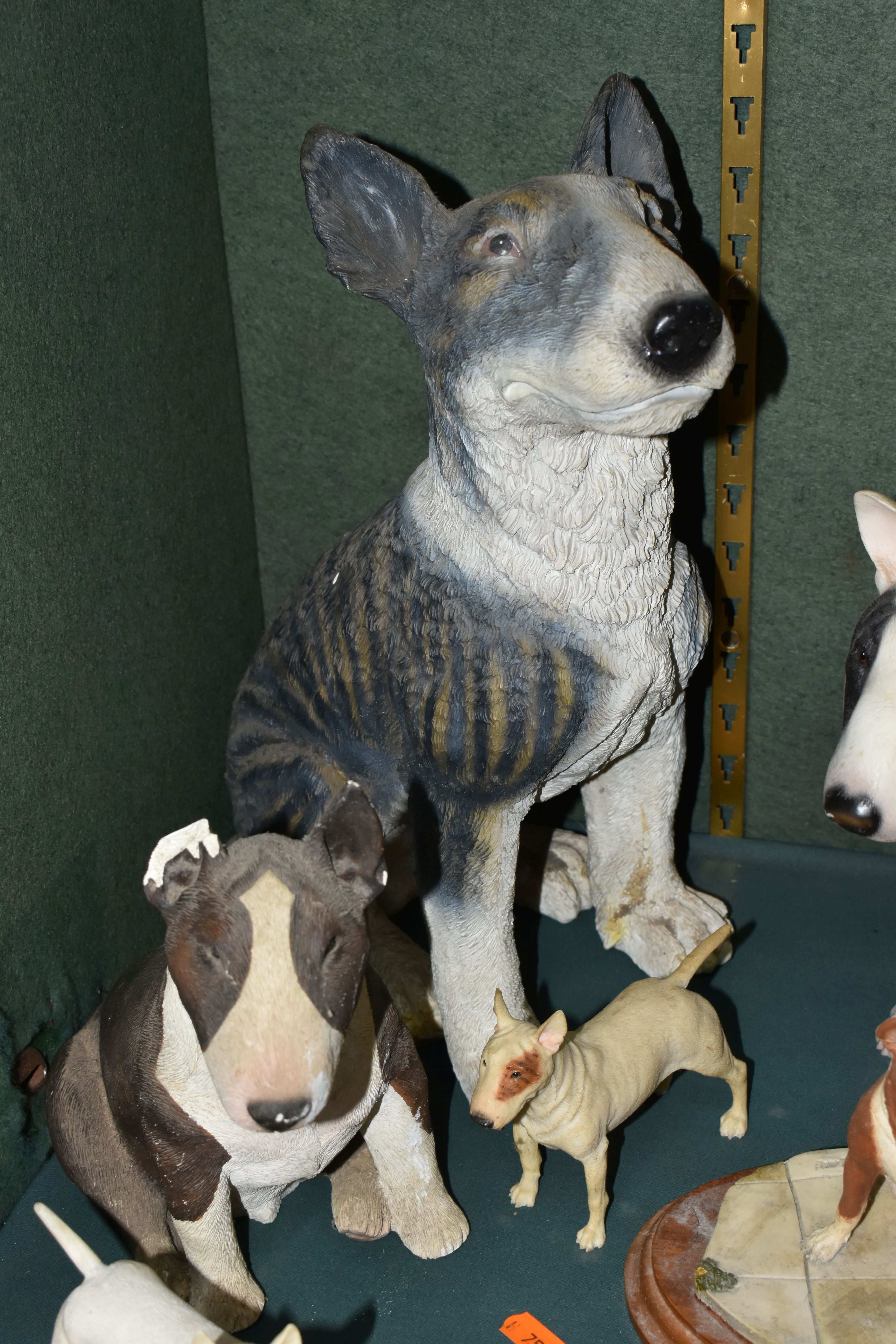 A GROUP OF DOG ORNAMENTS, fourteen pieces to include Robert Harrop Doggie People 'Bull Terrier - Image 6 of 8