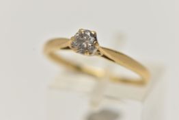 AN 18CT GOLD SINGLE STONE DIAMOND RING, round brilliant cut diamond claw set, stamped diamond weight
