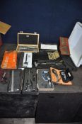 A TRAY CONTAINING ENGINEERS PRECISION TEST EQUIPMENT, micrometres, digital and dial Calipers,