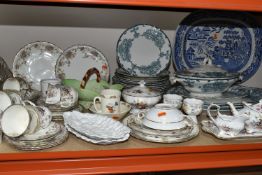 A GROUP OF ASSORTED CERAMICS, comprising Hammersley 'Dresden Sprays' pattern tea ware comprising
