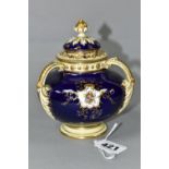 AN EARLY 20TH CENTURY COALPORT POT POURRI, blue, pale yellow and gilt ground, with domed pierced