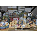 A BOX AND LOOSE FOREVER FRIENDS, COUNTRY COMPANIONS AND WINNIE THE POOH COLLECTORS PLATES AND