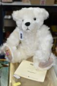 A BOXED MERRYTHOUGHT FOR COMPTON & WOODHOUSE LIMITED EDITION MOHAIR TEDDY BEAR, 'Sixpence' No.462 of