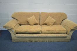 A PETER GUILD FLORAL GOLD UPHOLSTERED SOFA, length 158cm (condition report: -sun bleached)