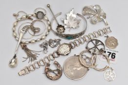 A SMALL BOX OF WHITE METAL JEWELLERY, to include a silver salt spoon hallmarked Birmingham,