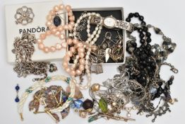 AN ASSORTMENT OF WHITE METAL JEWELLERY, to include a white metal charm bracelet, fitted with a heart