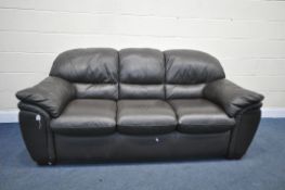 A BROWN LEATHER TWO SEATER SETTEE (condition report: -few minor scuffs)