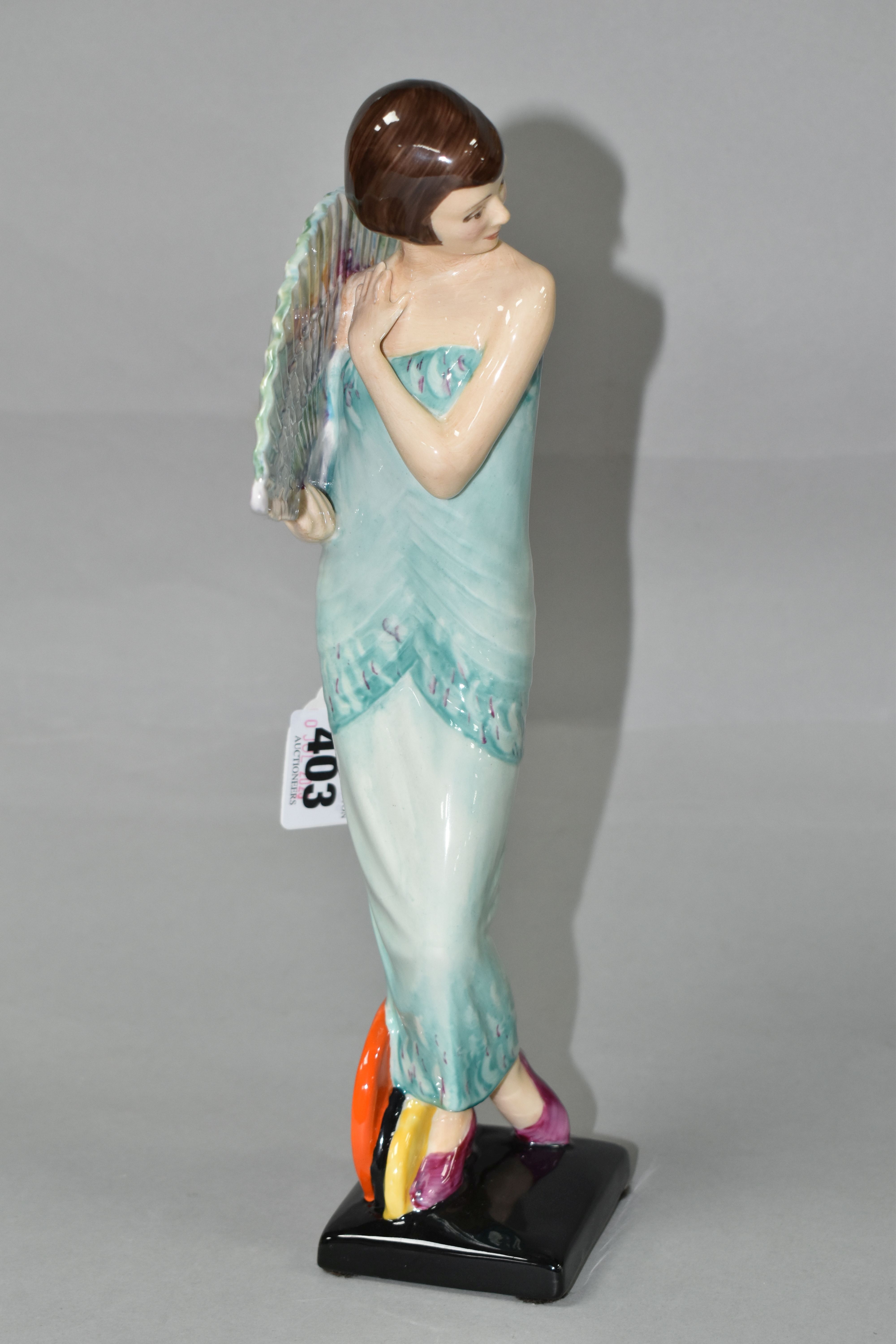 A LIMITED EDITION KEVIN FRANCIS 'LADY WITH FAN' FIGURINE, modelled by Geoff Blower, no 378/500, - Image 2 of 5