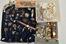 A BOX OF ASSORTED COSTUME JEWELLERY, WATCHES AND OTHER ITEMS, to include a gents 'Sekonda'