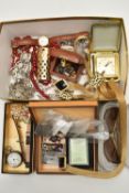 A BOX OF ASSORTED ITEMS, to include a black laquear Sheaffer fountain pen, fitted with a 14k nib,