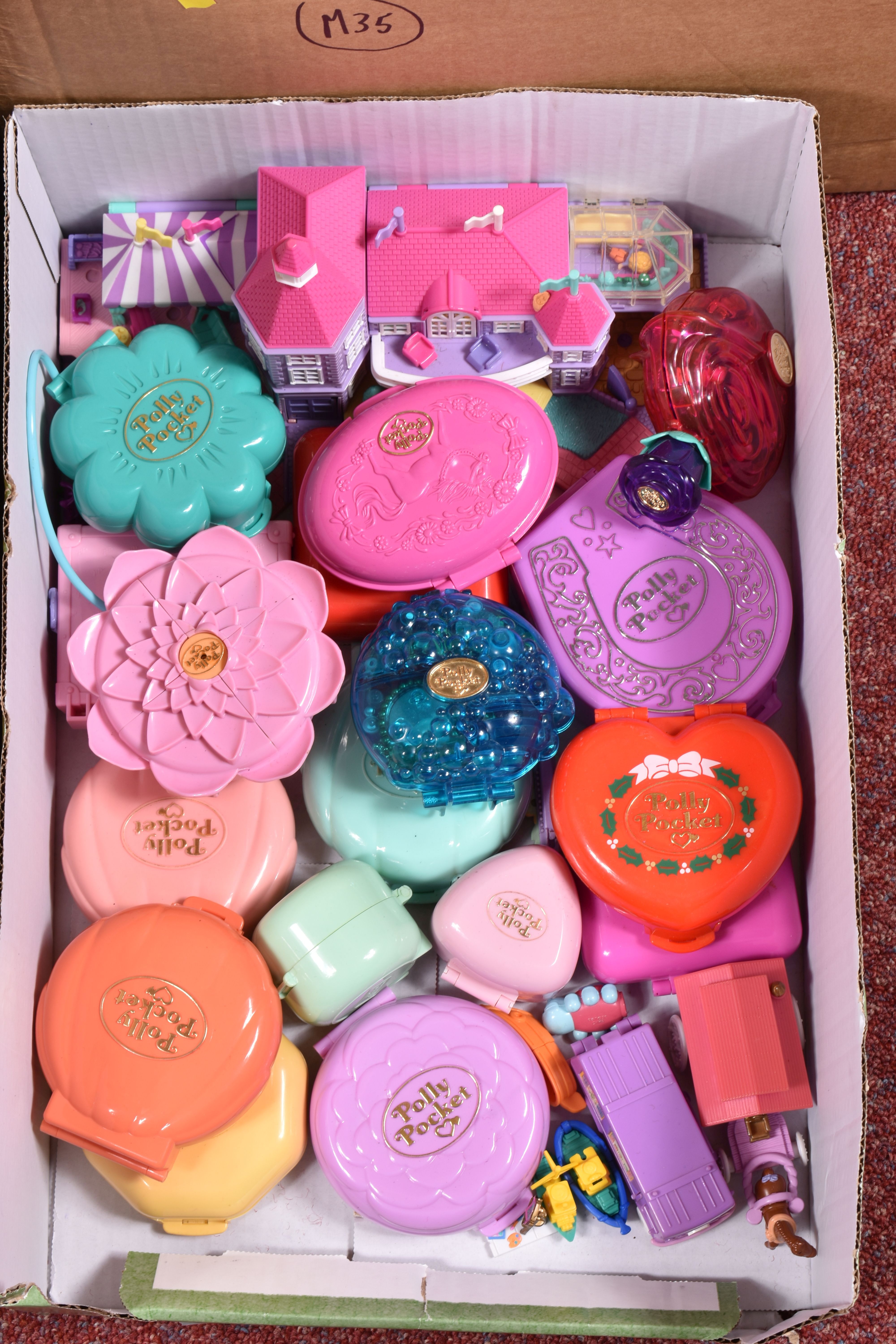 A COLLECTION OF BOXED BLUEBIRD POLLY POCKET SETS, mainly from the 1990's, to include Polly's Dream - Image 2 of 13