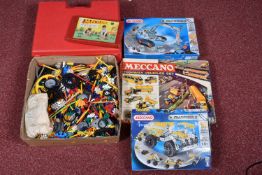A QUANTITY OF ASSORTED MECCANO AND KNEX ITEMS, Meccano from assorted eras, includes empty boxes,
