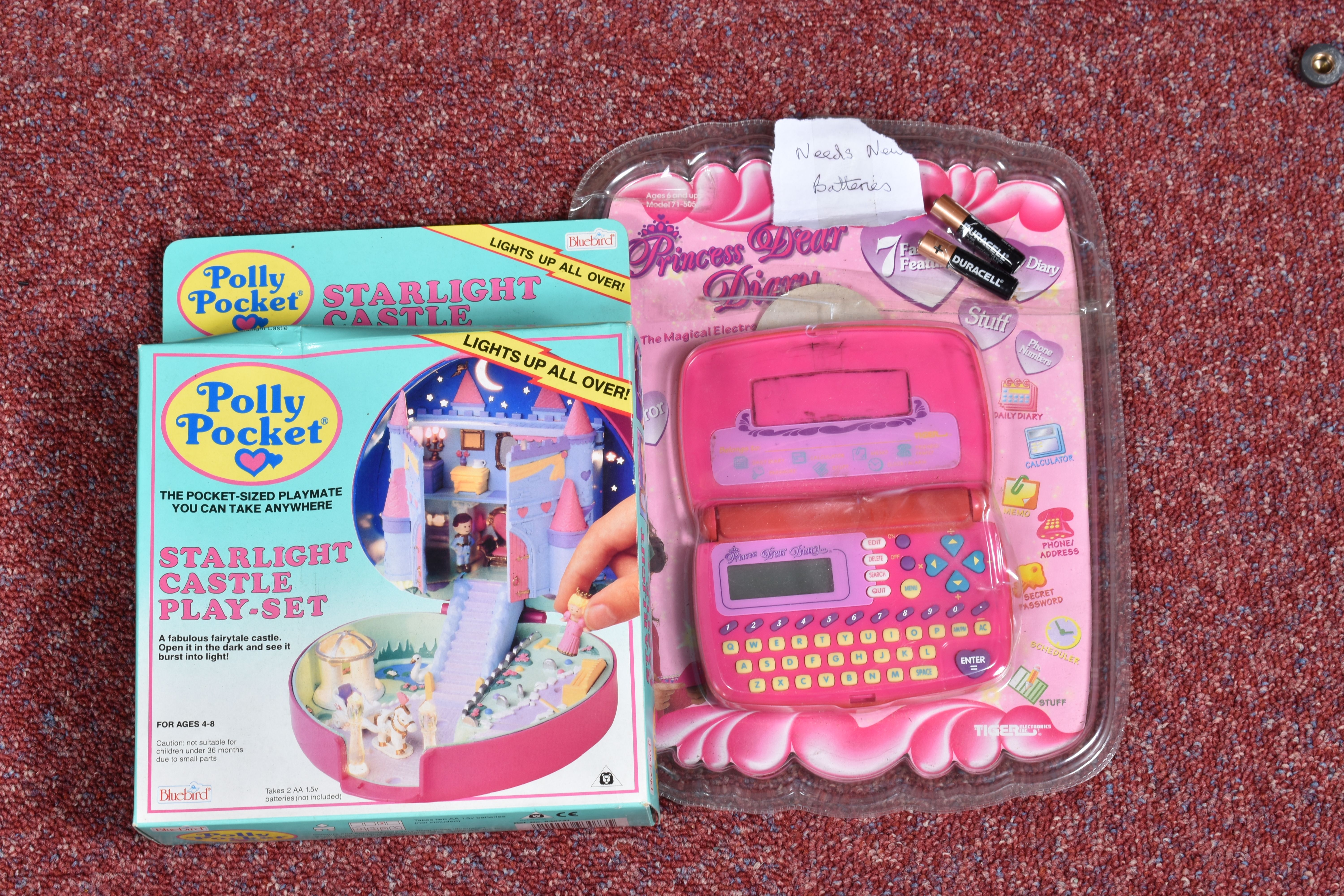 A COLLECTION OF BOXED BLUEBIRD POLLY POCKET SETS, mainly from the 1990's, to include Polly's Dream - Image 6 of 13