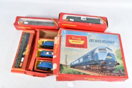 A BOXED TRI-ANG RAILWAYS OO GAUGE BLUE PULLMAN SET, No.RS52, comprising power car No.W60095, dummy