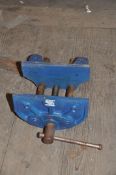 A BAHCO RECORD WOODWORKING VICE with a 7in jaw (brand new old stock) Condition some minor paint
