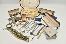 A BOX OF ASSORTED JEWELLERY AND OTHER ITEMS, to include a silver hinged bangle with foliage