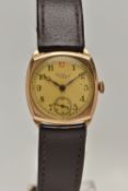 A MID 20TH CENTURY, 9CT GOLD WALTHAM WRISTWATCH, manual wind, round discoloured dial signed 'Waltham