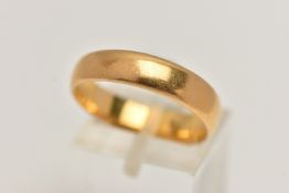 A 22CT GOLD BAND RING, a polished yellow gold band, approximate width 5mm, hallmarked 22ct