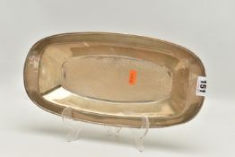 A MID 20TH CENTURY SILVER TRAY, rectangular tray, hallmarked 'Viners Ltd' Sheffield 1939,