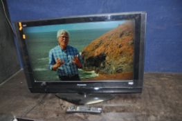 A PANASONIC TX-32L-XD700 32in TV with remote (PAT pass and working) (2)