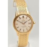A GENTS 18CT GOLD 'OMEGA CONSTELLATION' WRISTWATCH, automatic movement, round silver dial signed '