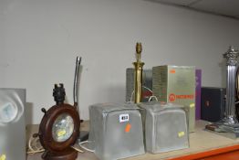 A GROUP OF ASSORTED TABLE LAMPS, comprising a 1970's brown and cream coloured Holkham Pottery