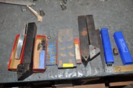 A SELECTION OF METAL WORK LATHE CUTTERS including boring tools, carbide tips etc (this lot is