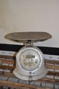 A SET OF VINTAGE SALTER GROCERS SCALES Imperial weight measurement height 38cm (this lot is