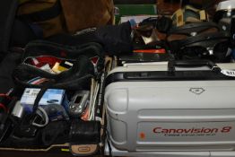 A QUANTITY OF VINTAGE PHOTOGRAPHIC AND VIDEO EQUIPMENT ETC, to include a Canon VM-E1 video camera in