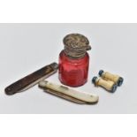 A 19TH CENTURY BONE STANHOPE IN THE FORM OF OPERA GLASSES, TWO FOLDING FRUIT KNIVES, ONE WITH