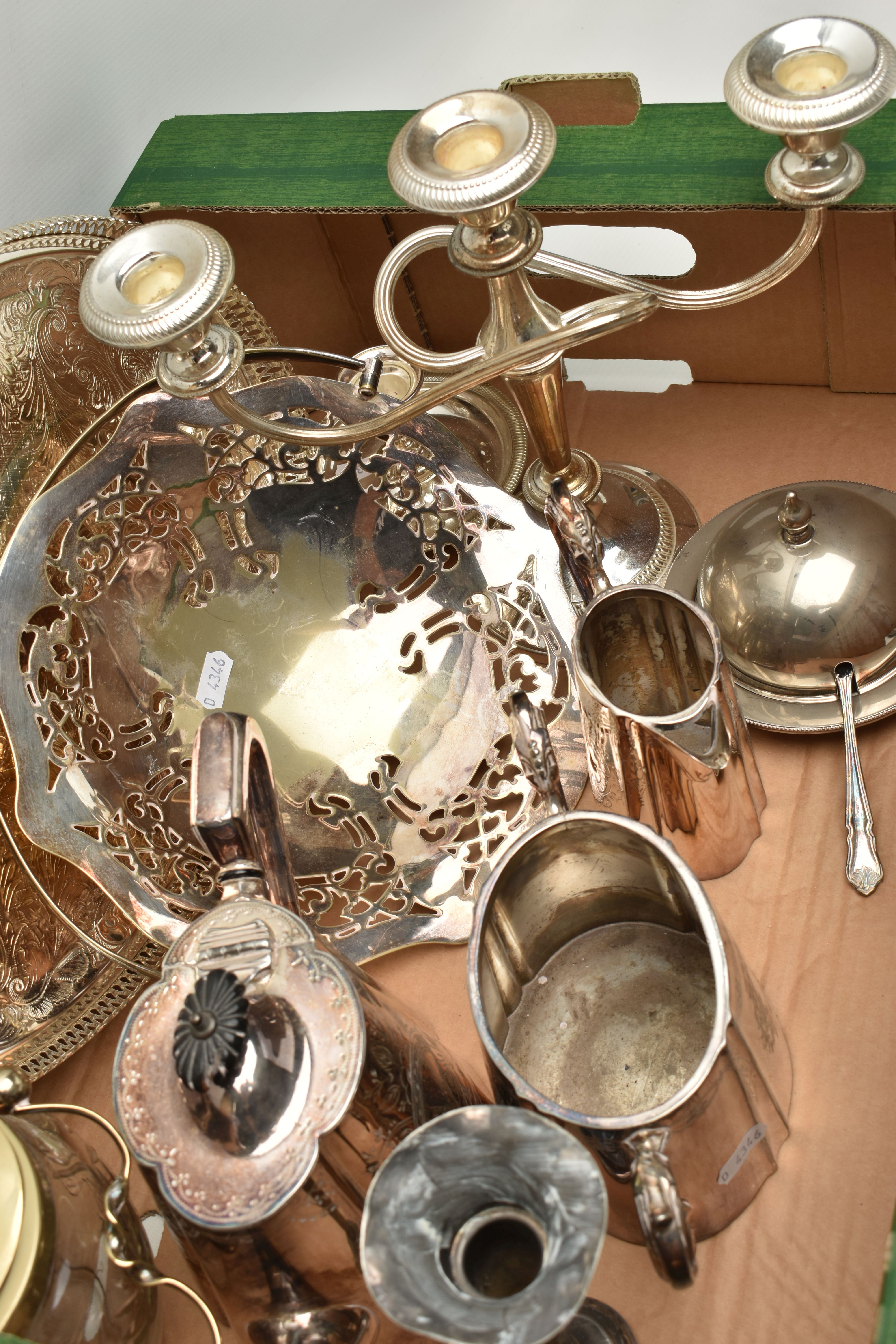 A BOX OF MAINLY SILVER PLATED WARE, to include a pair of chambersticks, a dressing table set, a - Image 4 of 5