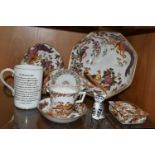 A COLLECTION OF ROYAL CROWN DERBY PORCELAIN, a group of 'Olde Avesbury' pattern giftware