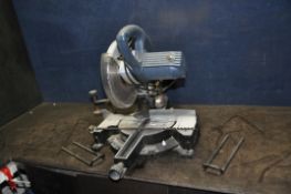 A WICKES HEAVY DUTY SLIDING COMPOUND MITRE SAW (PAT pass and working)