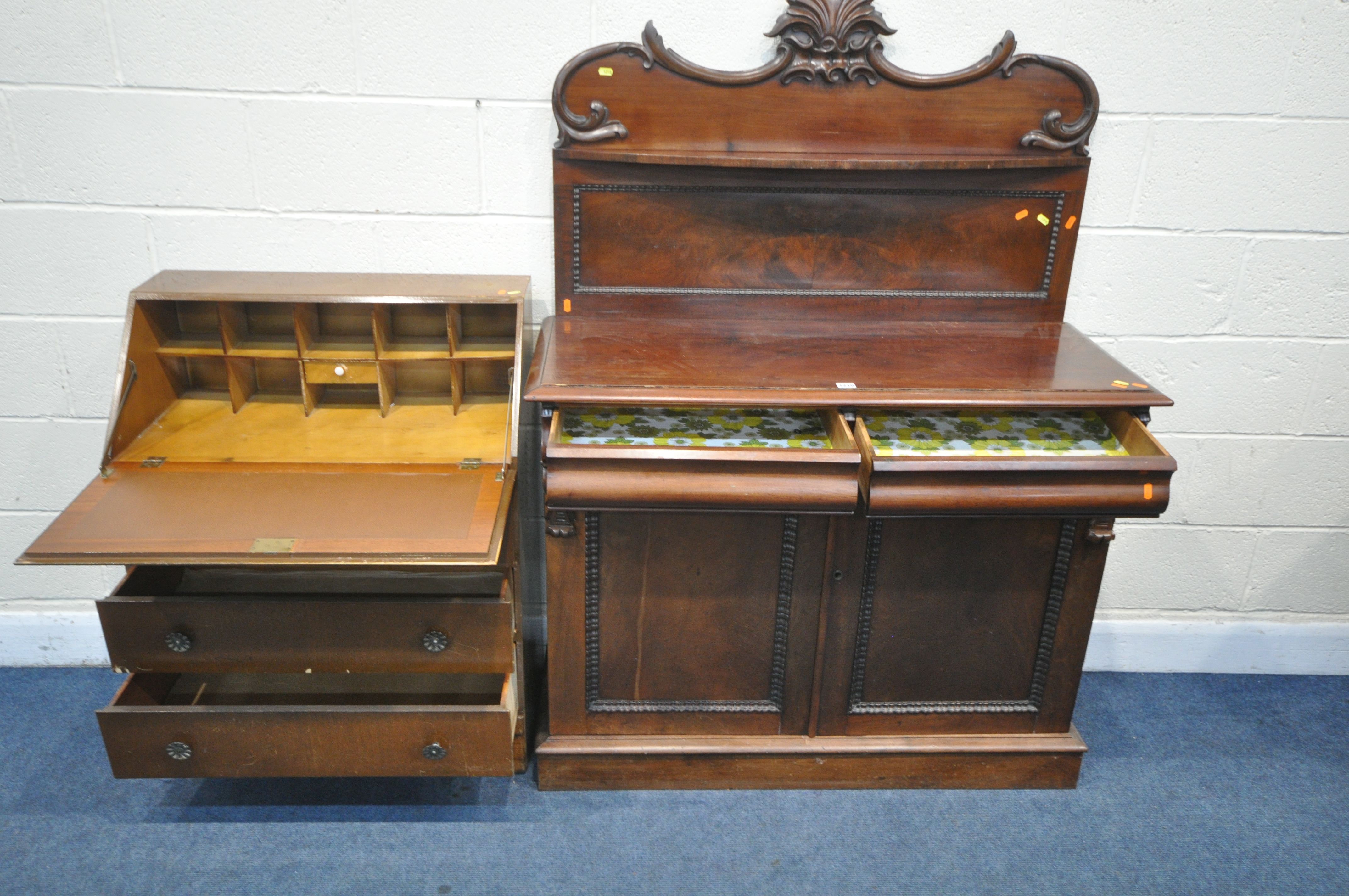 A VICTORIAN MAHOGANY CHIFFONIER, the raised back with scrolled foliate details and a single shelf, - Image 3 of 4